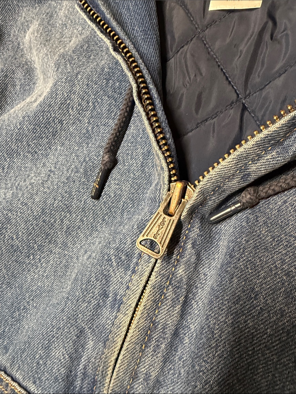 Levi’s jacket - Picture 6 of 7